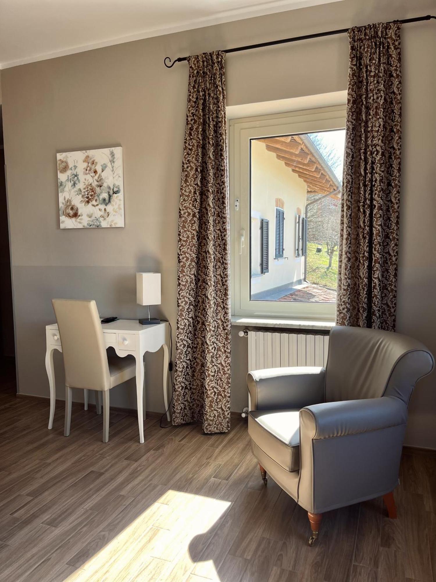 Hotel Casa Caimotta à Neive Extérieur photo